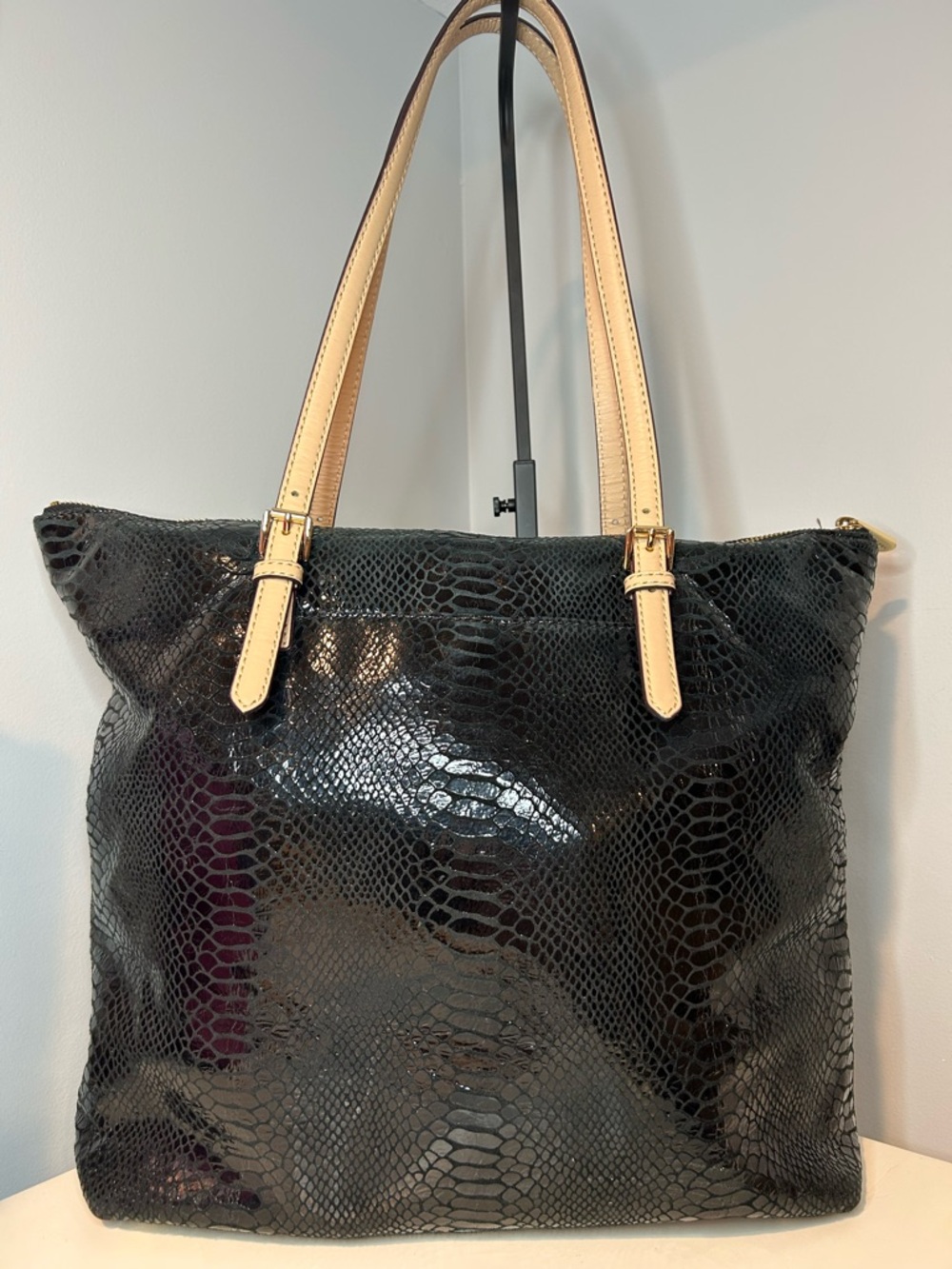 MICHAEL Michael Kors Black Python Pattern Tote Gold Hardware Nude Handle - Picture 6 of 10